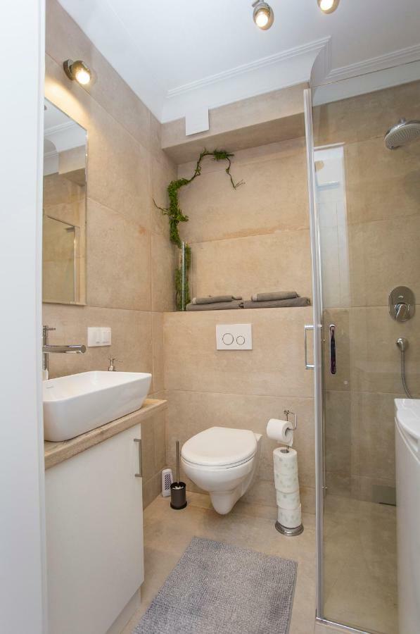 Cr Apartament Scisle Centrum Aleja Bluesa بياليستوك المظهر الخارجي الصورة