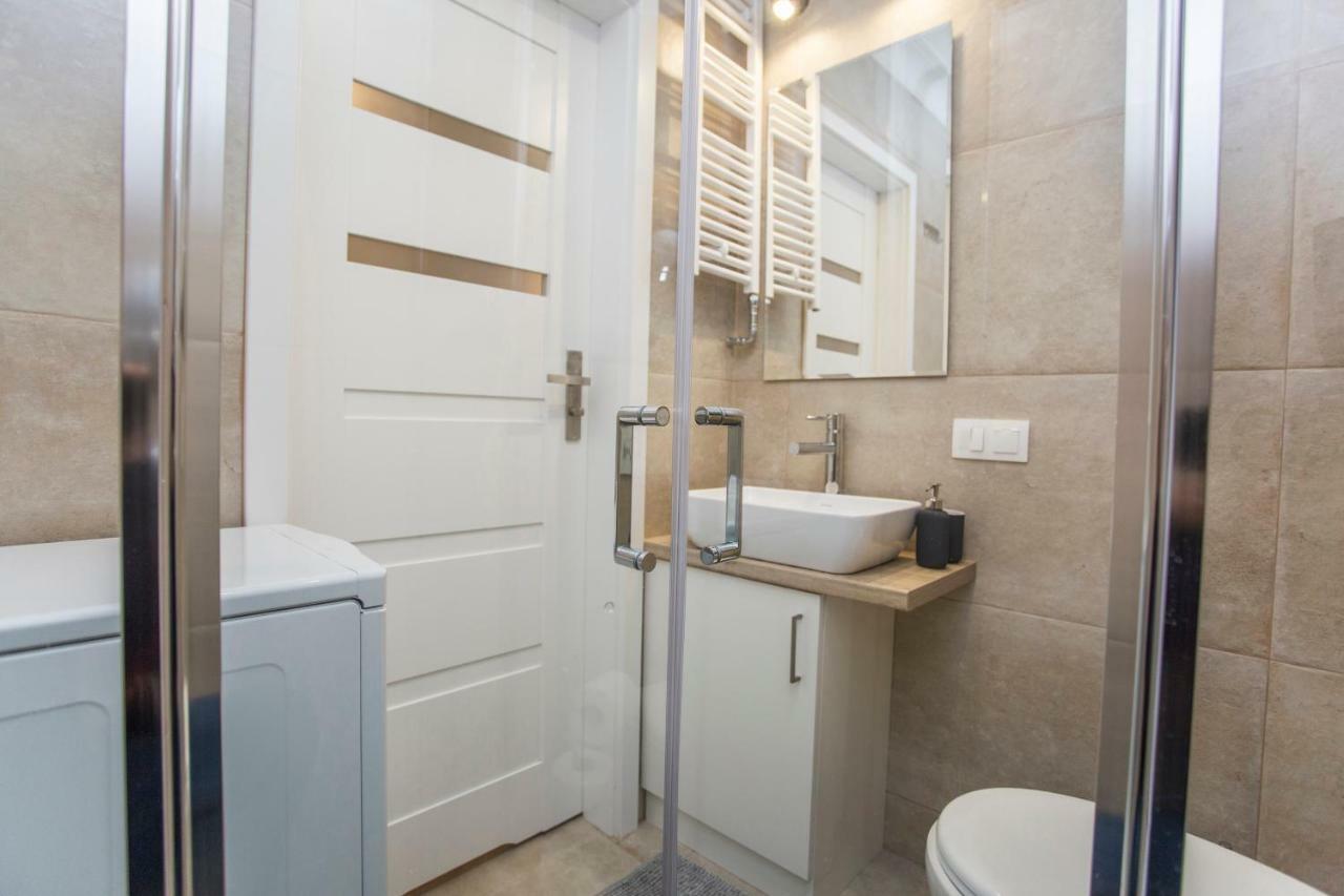 Cr Apartament Scisle Centrum Aleja Bluesa بياليستوك المظهر الخارجي الصورة
