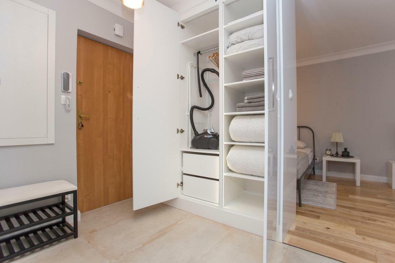 Cr Apartament Scisle Centrum Aleja Bluesa بياليستوك المظهر الخارجي الصورة