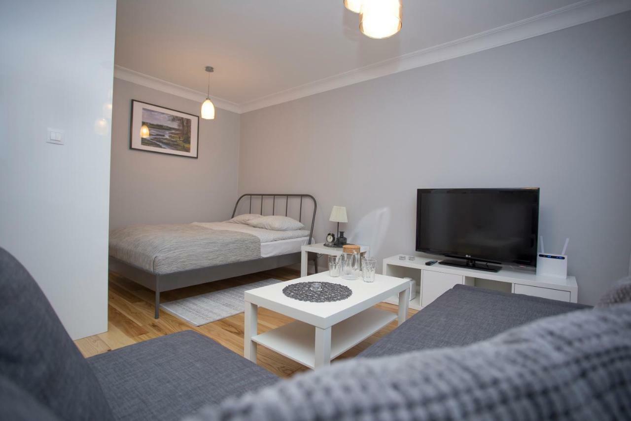 Cr Apartament Scisle Centrum Aleja Bluesa بياليستوك المظهر الخارجي الصورة